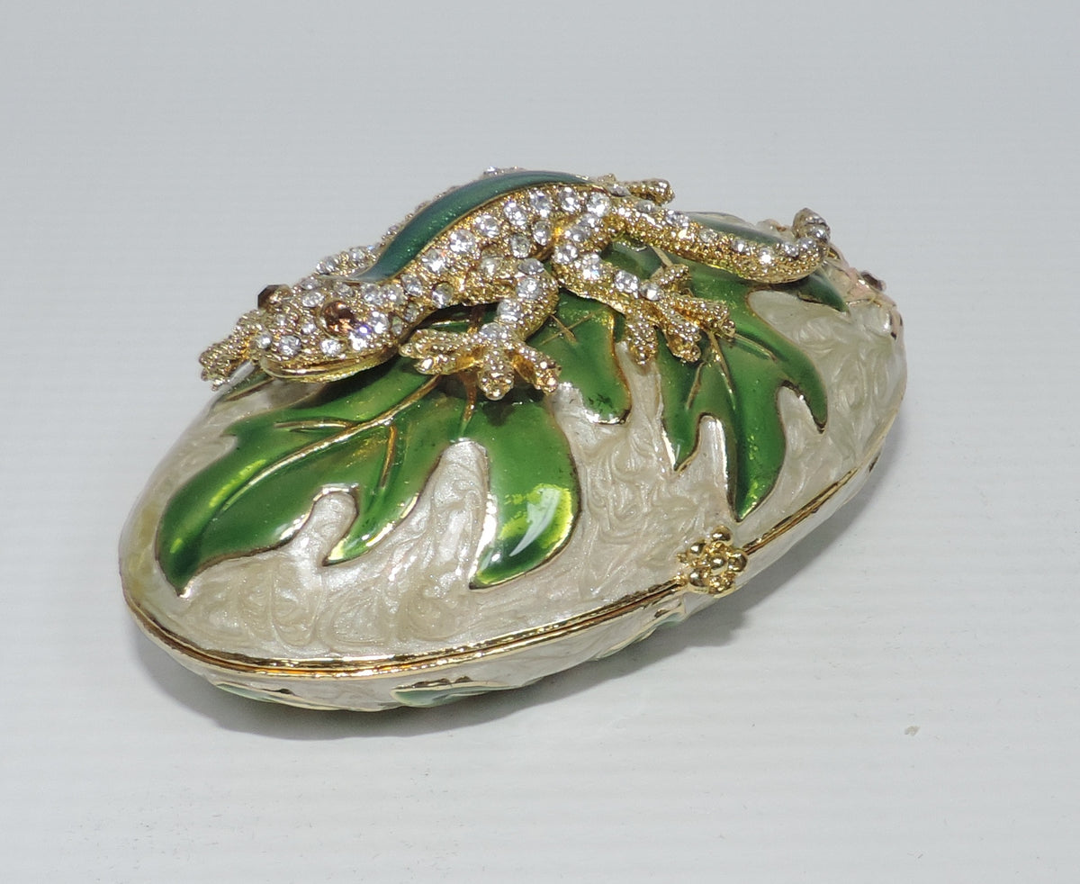 Oval Trinket Box with Crystal Encrusted Gecko